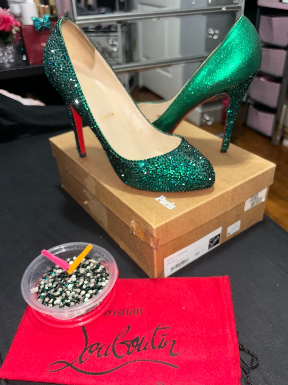 Christian Louboutin Declic 120mm, size 42 in Emerald Green rhinestone